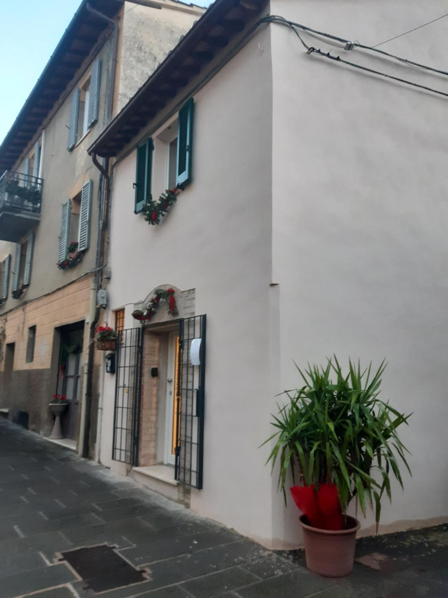 Casina A Porta Sant'Angelo Apartamento Perúgia Exterior foto